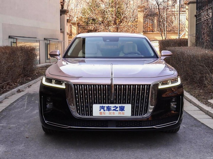 Hongqi H9 - 02